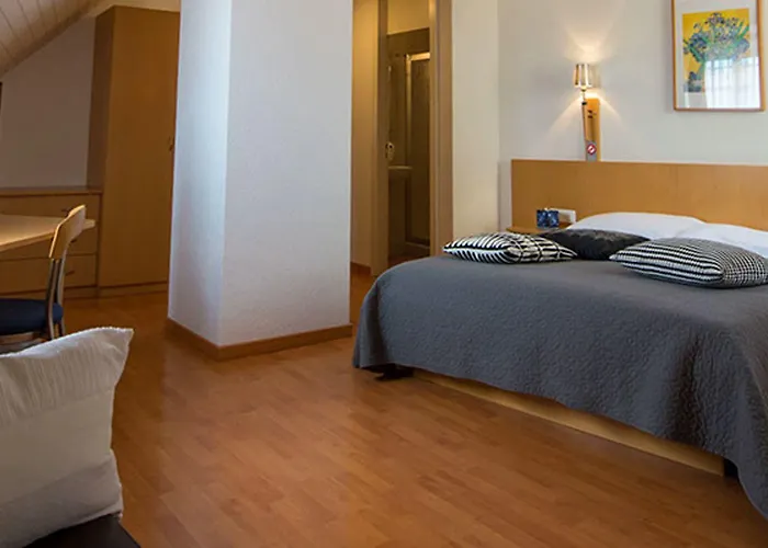 レ ネゴシアン 3*