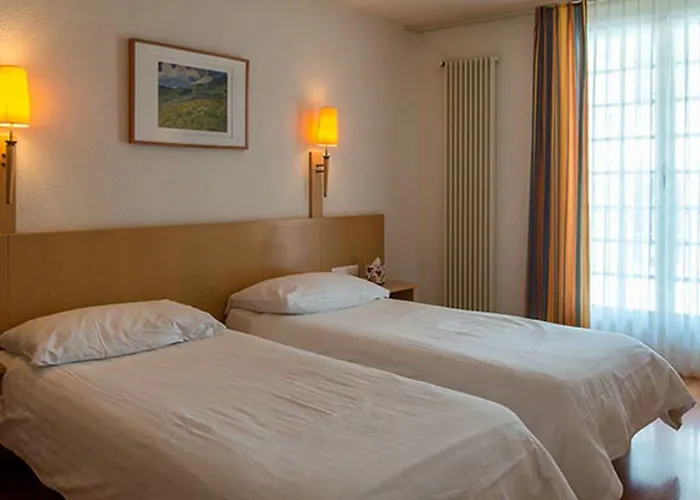 Hotel Les Negociants 3*